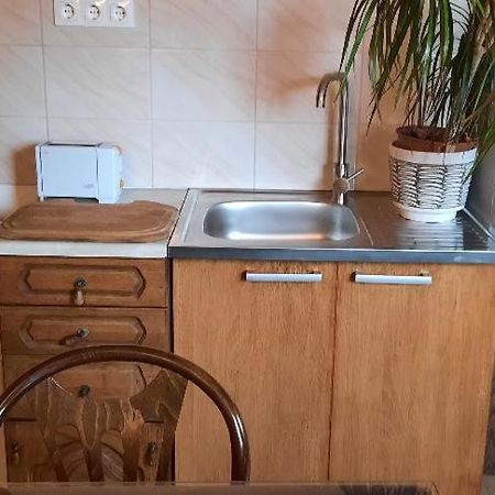 Kemences Kert Apartment Pilisszentivan Luaran gambar