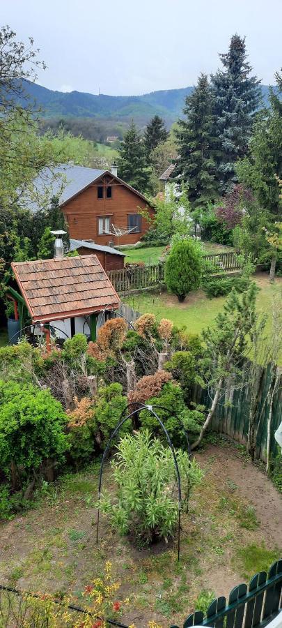 Kemences Kert Apartment Pilisszentivan Luaran gambar